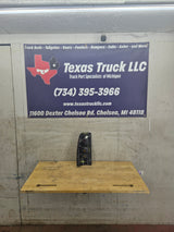 1999–2007 Chevrolet Silverado/GMC Sierra Passenger Side Tail Light