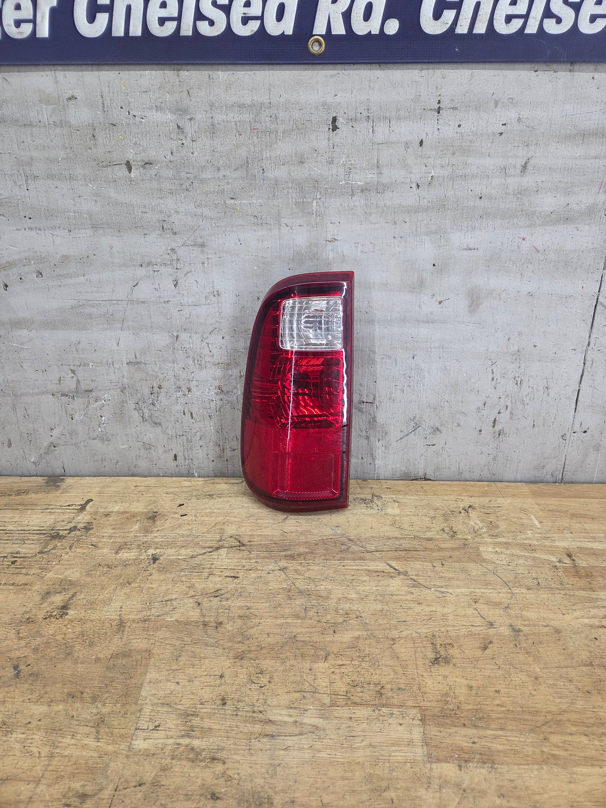 2008-2016 Ford Super Duty Driver Side Tail Light F250 F350 F450 F550