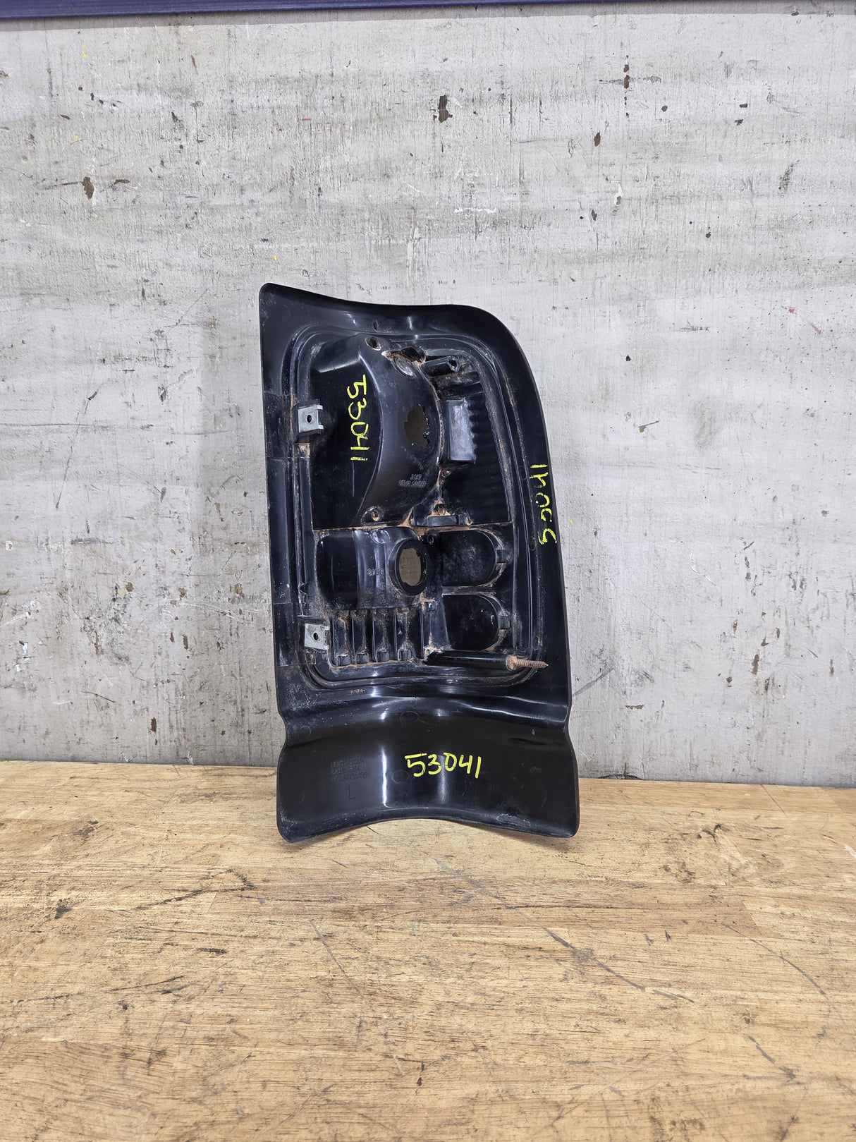 1994-2002 Dodge Ram 2nd Gen Driver Side Tail Light 1500 2500 3500