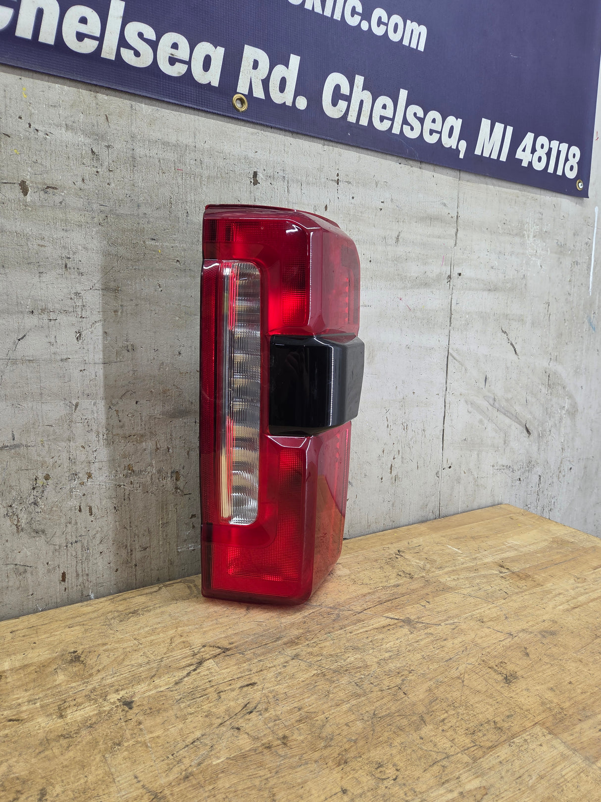 2023-2026 Ford Super Duty Passenger Side Tail Light W/Bliss PC3B-13B504-BJ F250 F350 F450