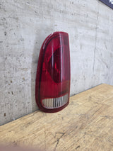 1999-2007 Ford Super Duty Driver Side Tail Light F250 F350 F450 F550
