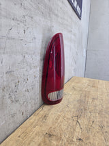 1999-2007 Ford Super Duty Driver Side Tail Light F250 F350 F450 F550