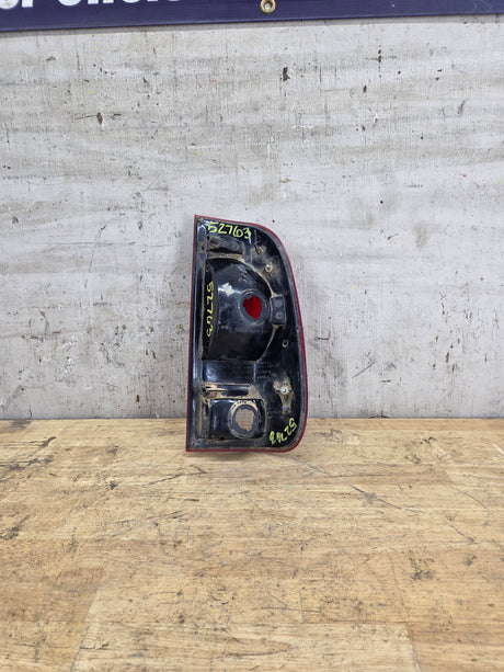 1999-2007 Ford Super Duty Driver Side Tail Light F250 F350 F450 F550