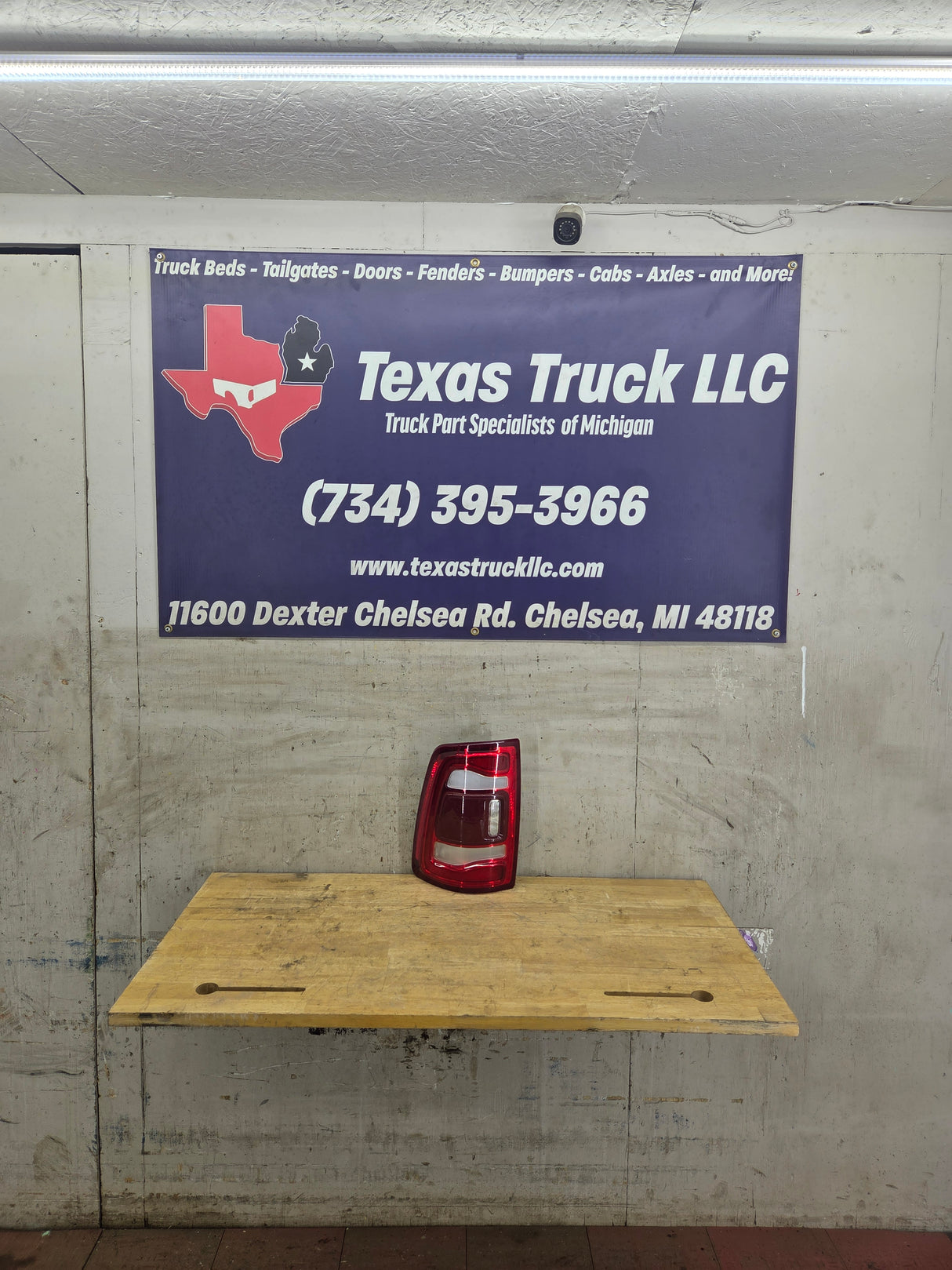 2019-2024 Dodge Ram Driver Side LED Tail Light W/BSS 68639089AB 2500 3500