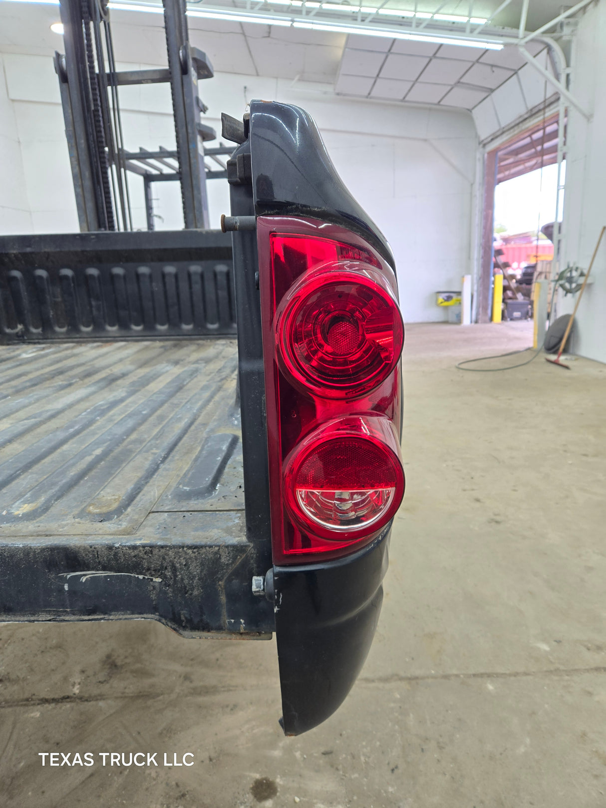 2003-2008 Dodge Ram 1500 2500 3500 3rd Gen 6' 4" Short Truck Bed