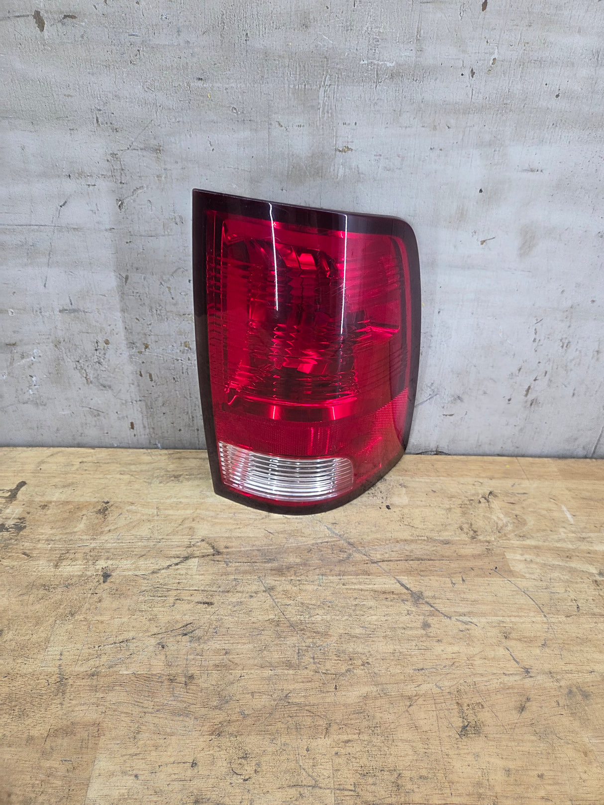2009-2018 Dodge Ram Passenger Side Tail Light