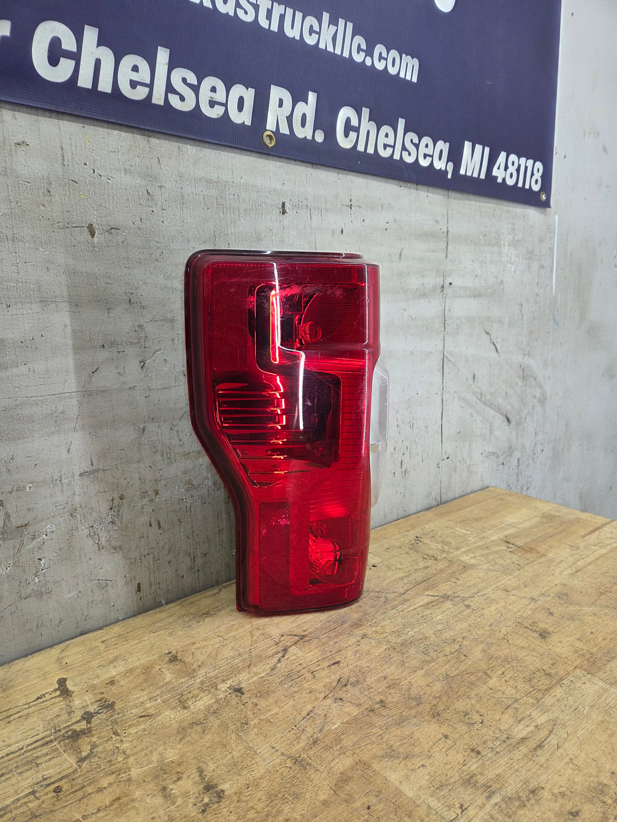 2020-2022 Ford Super Duty Driver Side Tail Light Halogen LC3B-13B505-AD