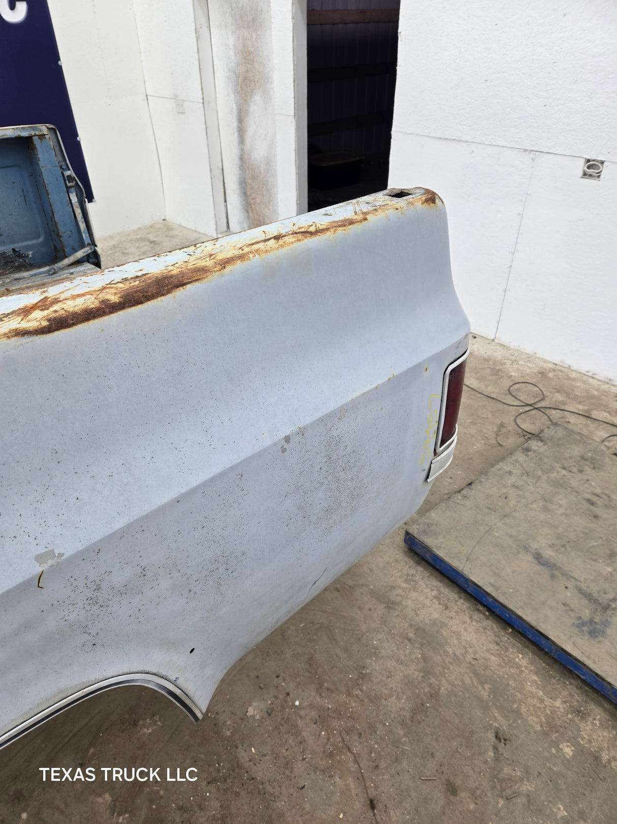 1979-1987 Chevrolet / GMC Square Body 8' Long Bed C10 C15 C20 C25 C35 K10 K15 K20 K25 K35
