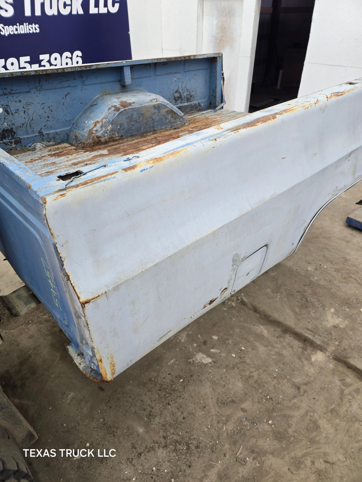 1979-1987 Chevrolet / GMC Square Body 8' Long Bed C10 C15 C20 C25 C35 K10 K15 K20 K25 K35