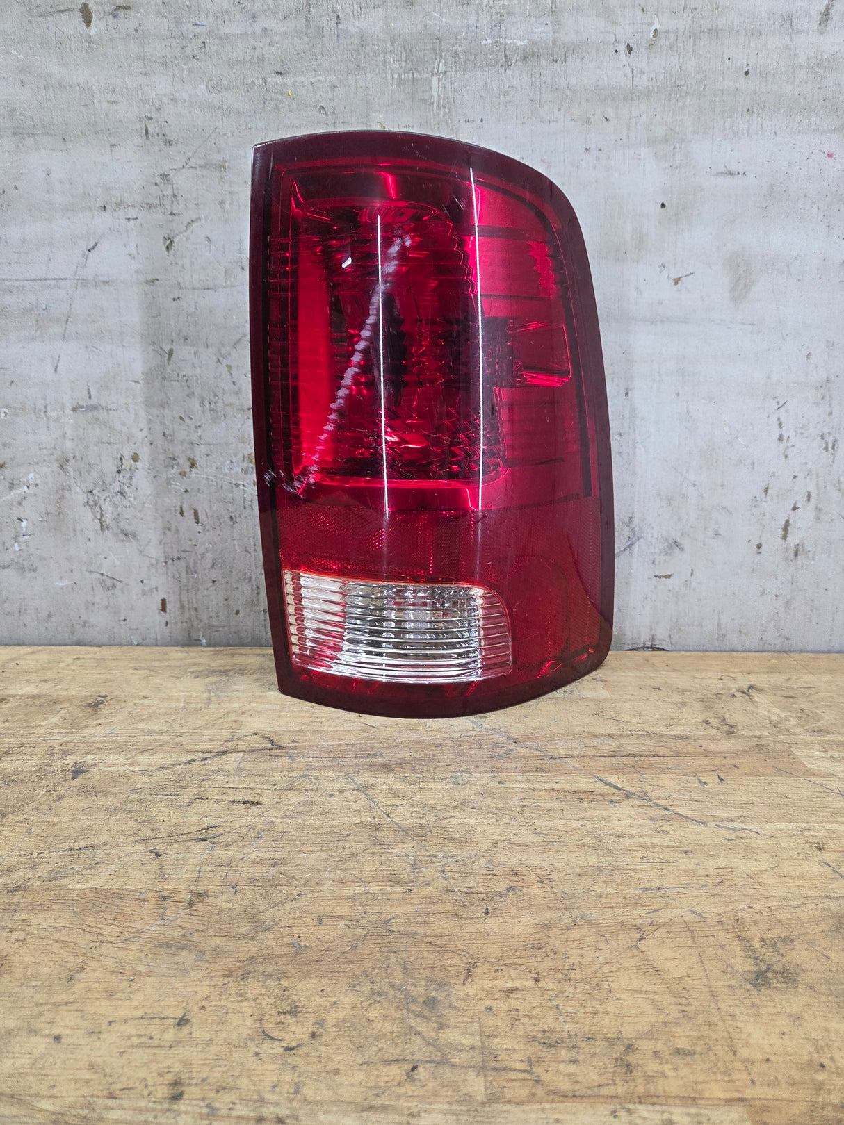 2009-2018 Dodge Ram Passenger Side Tail Light 55277414AA