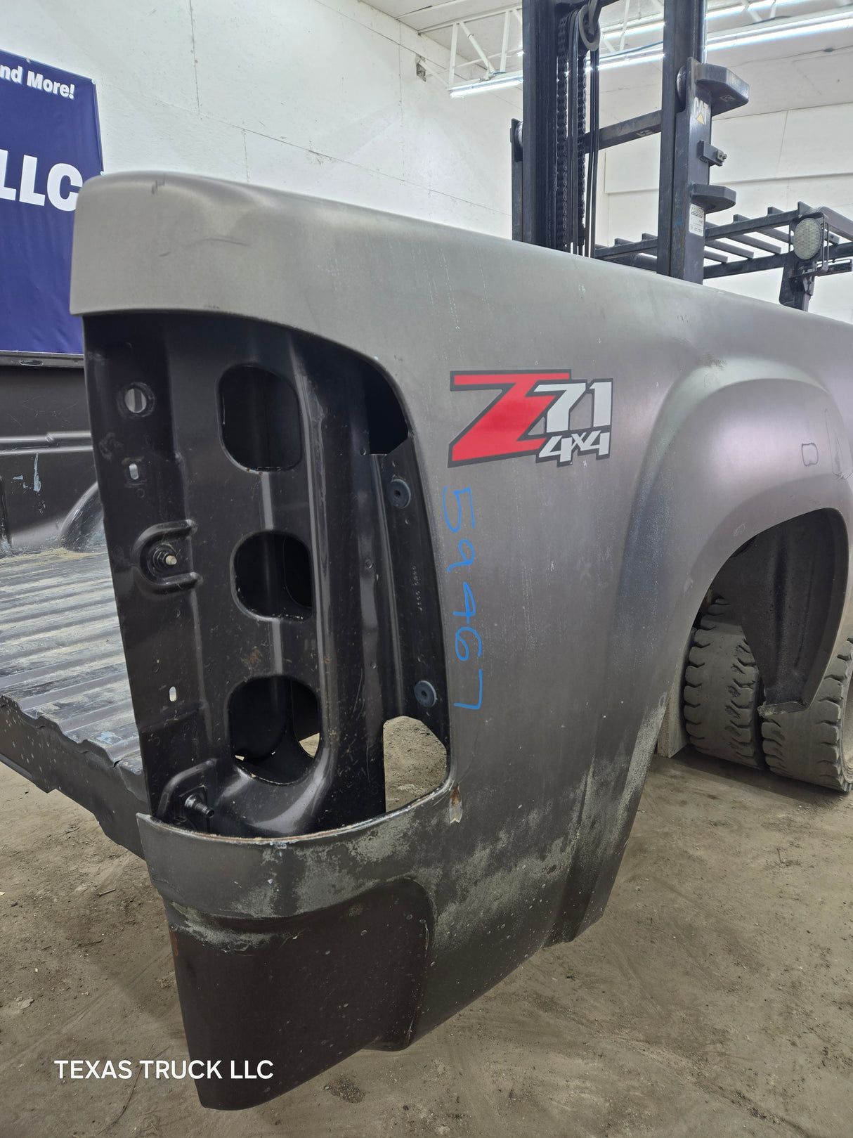 2007-2013 GMC Sierra 1500 5' 8" Short Truck Bed