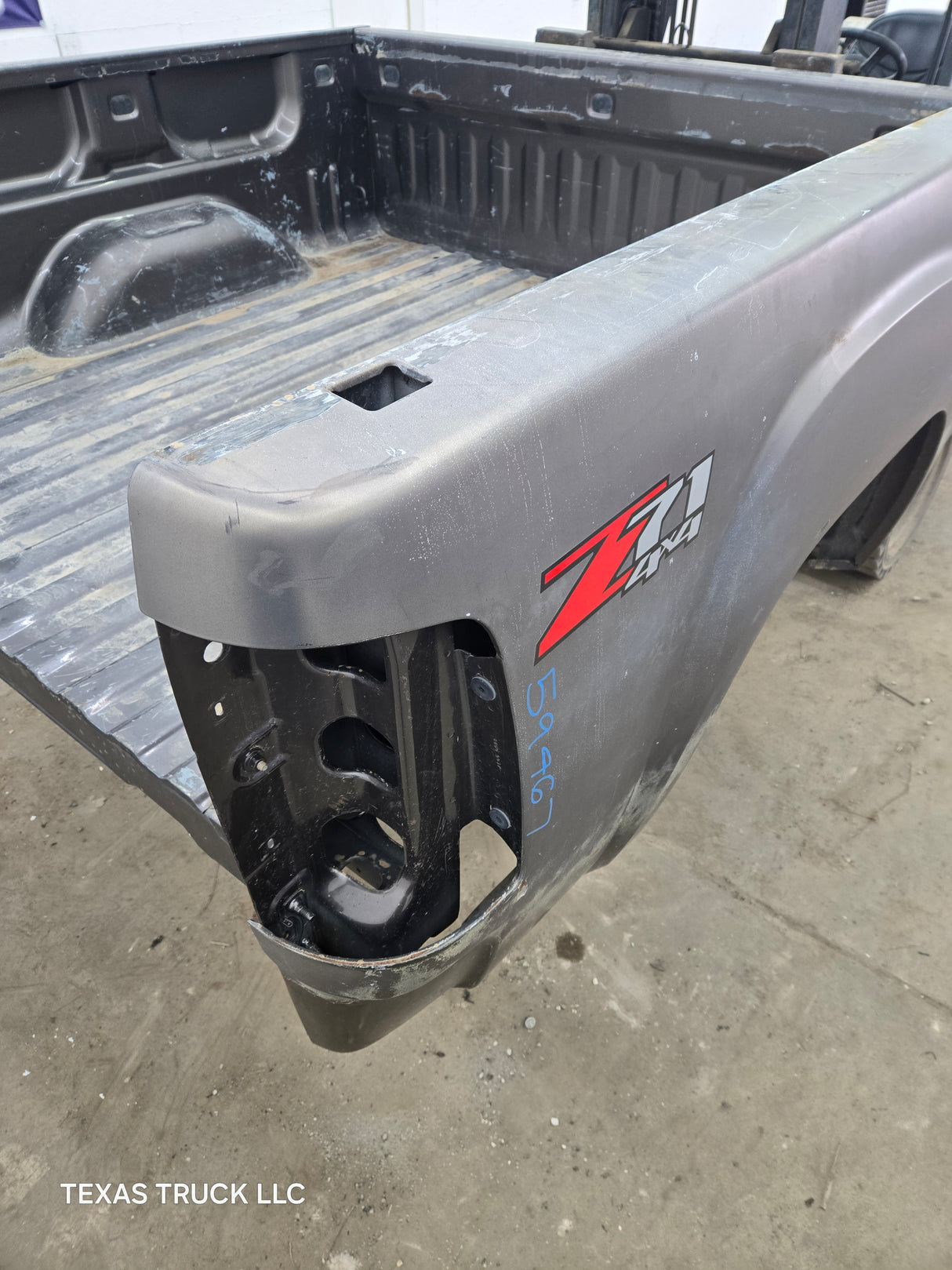2007-2013 GMC Sierra 1500 5' 8" Short Truck Bed