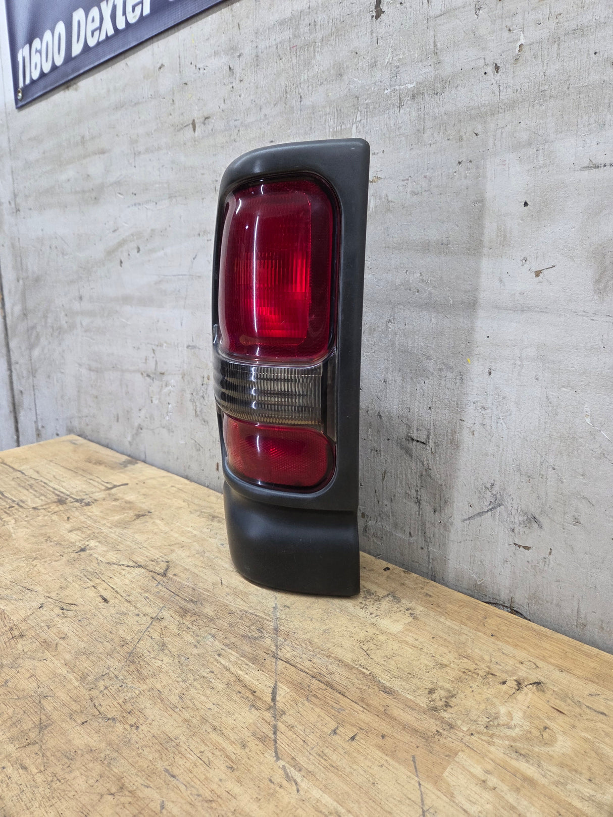1994-2002 Dodge Ram 2nd Gen Driver Side Tail Light 1500 2500 3500