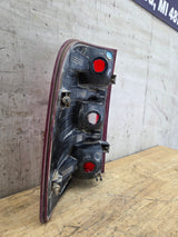 2007-2013 Chevrolet Silverado Passenger Side Tail Light 25958483