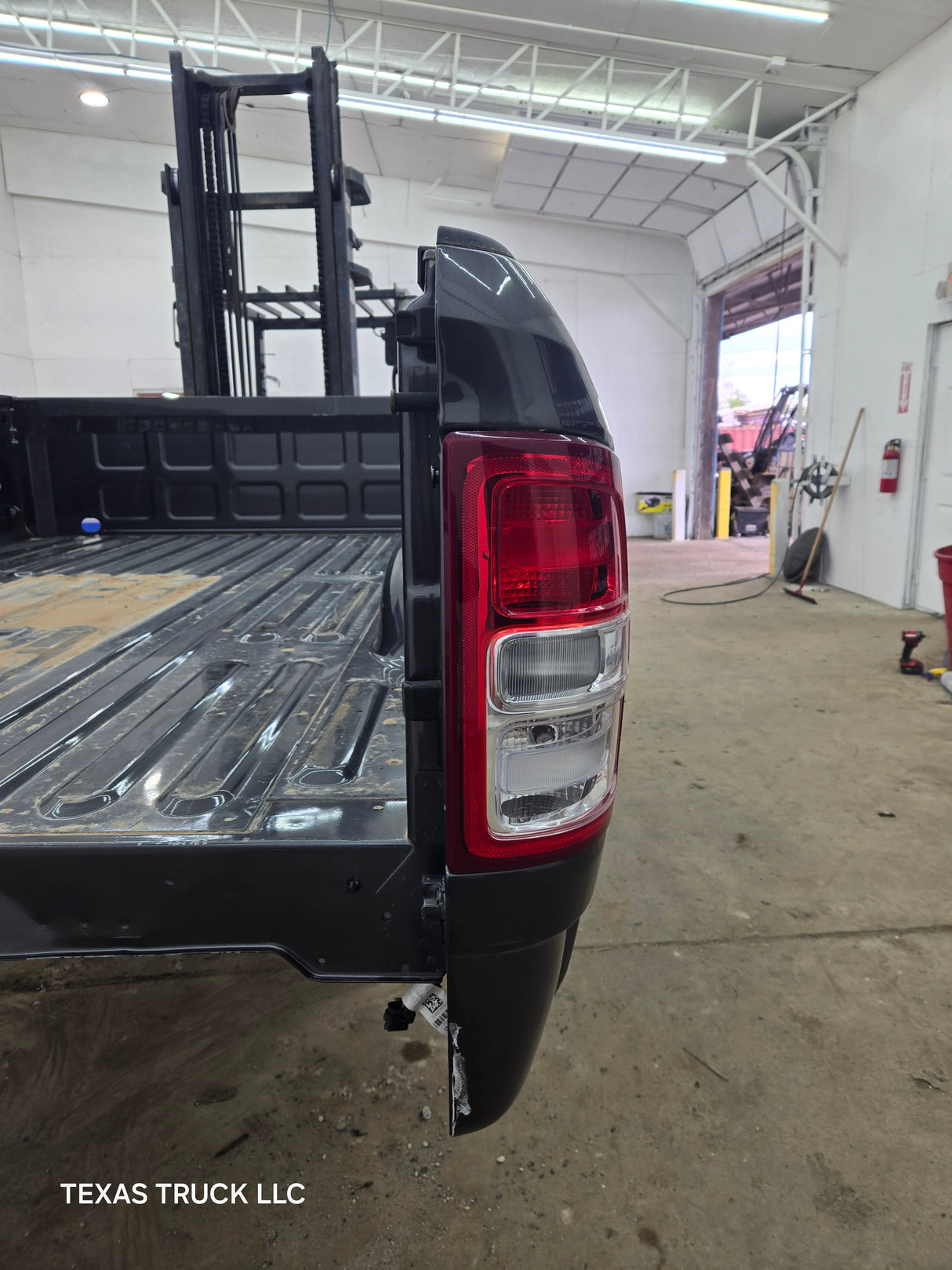 2019-2025 Dodge Ram 2500 3500 5th Gen 8' Long Truck Bed