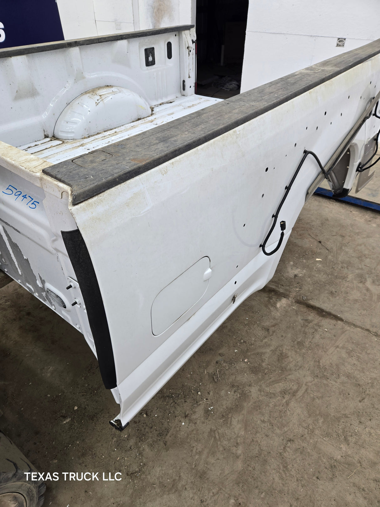 2017-2022 Ford Super Duty F350 F450 F550 8' Dually Bed - Oxford White