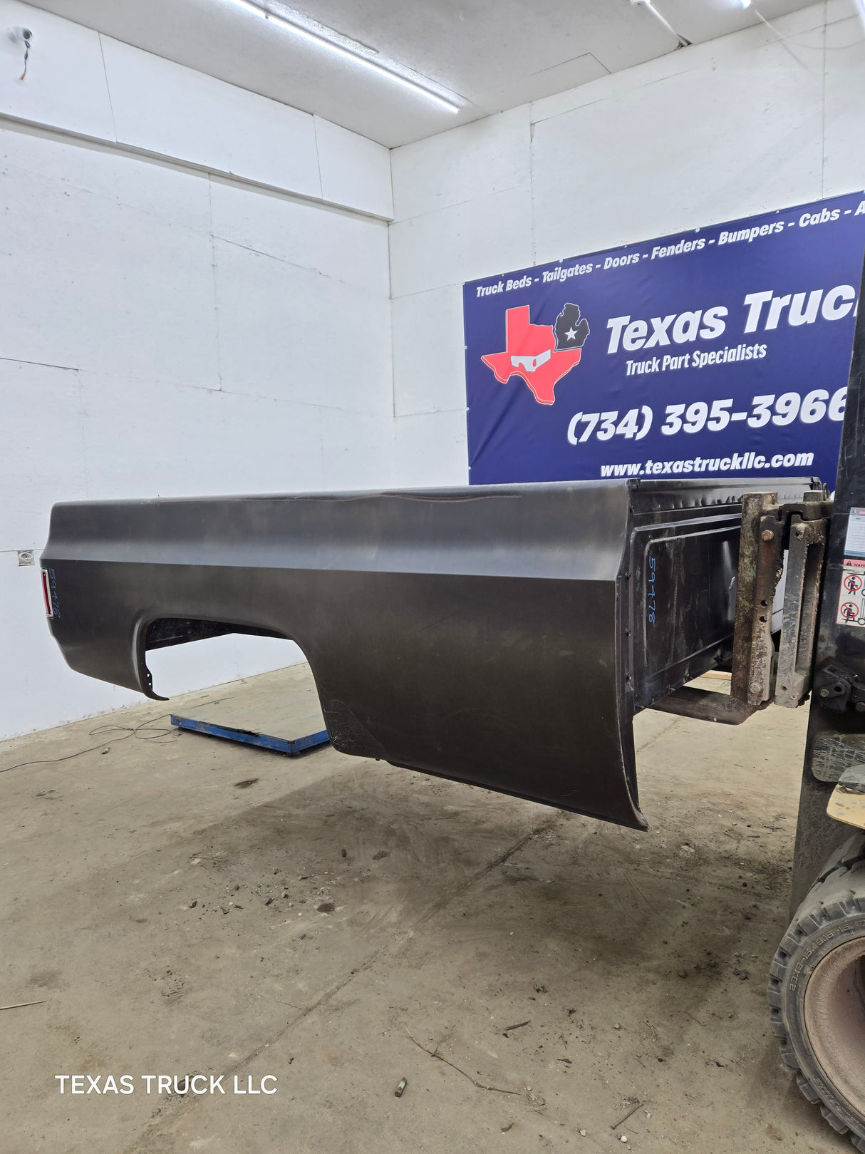 1979-1987 Chevrolet / GMC Square Body 8' Long Bed C10 C15 C20 C25 C35 K10 K15 K20 K25 K35