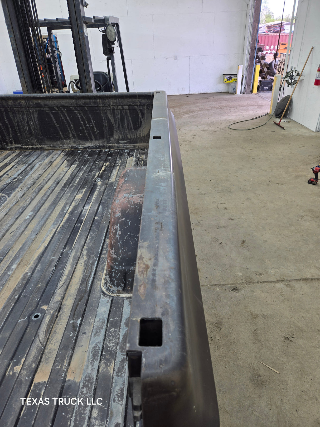 1979-1987 Chevrolet / GMC Square Body 8' Long Bed C10 C15 C20 C25 C35 K10 K15 K20 K25 K35