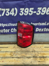 2014-2019 Chevy Silverado Passenger Side Halogen Tail Light 23431876