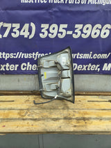 2014-2019 Chevy Silverado Passenger Side Halogen Tail Light 23431876