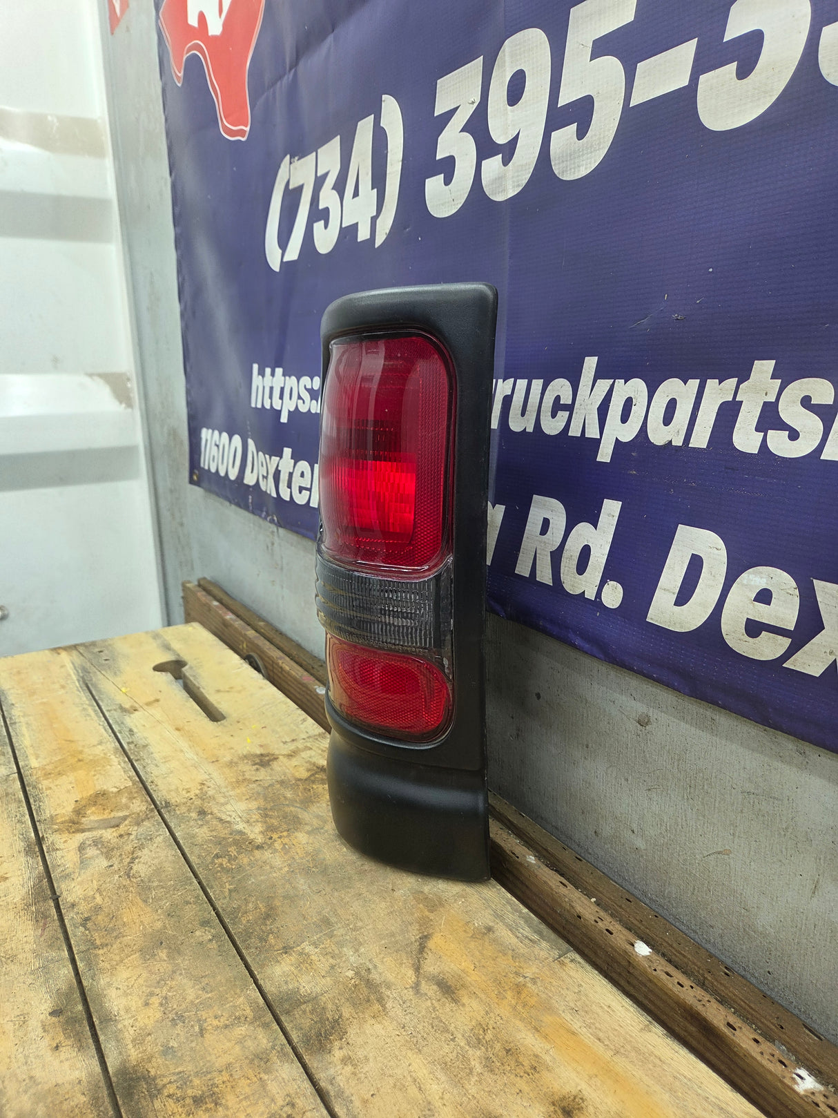 1994-2002 Dodge Ram 2nd Gen Driver Side Tail Light 1500 2500 3500