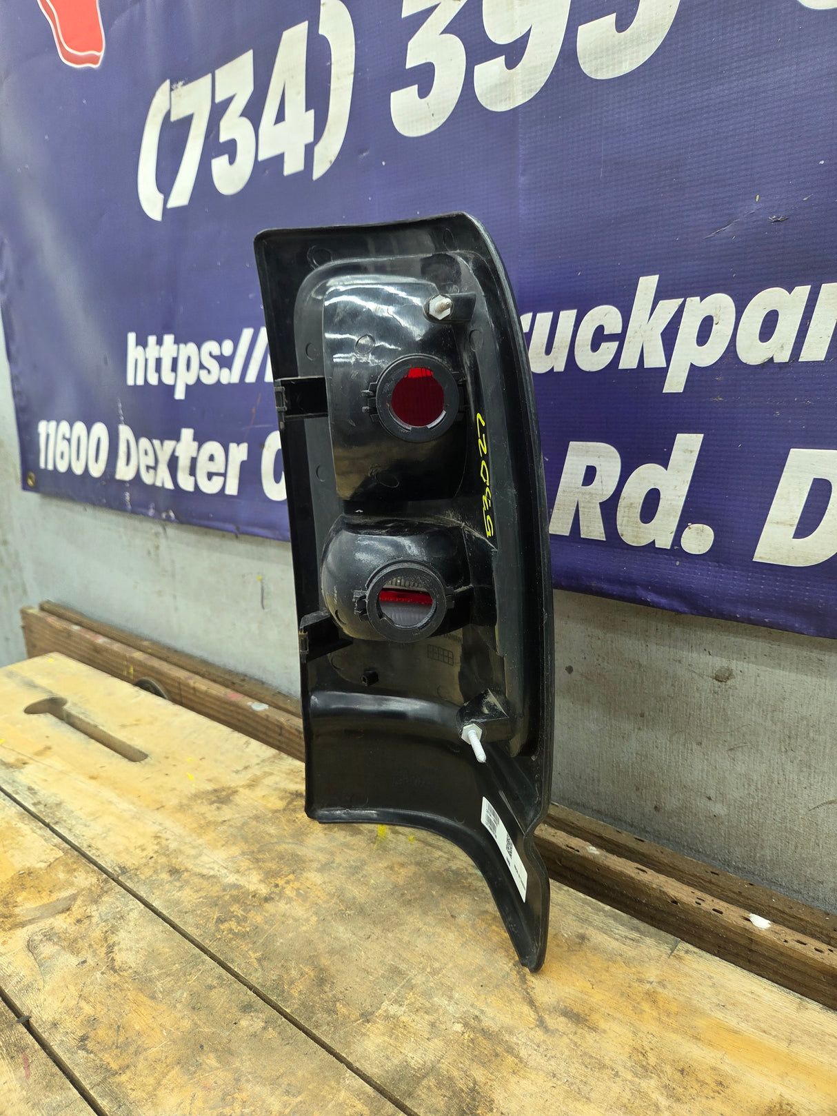 1994-2002 Dodge Ram 2nd Gen Driver Side Tail Light 1500 2500 3500