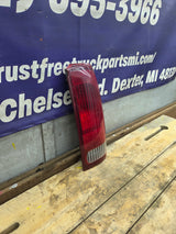 1999-2007 Ford Super Duty Passenger Side Tail Light F250 F350 F450 F550