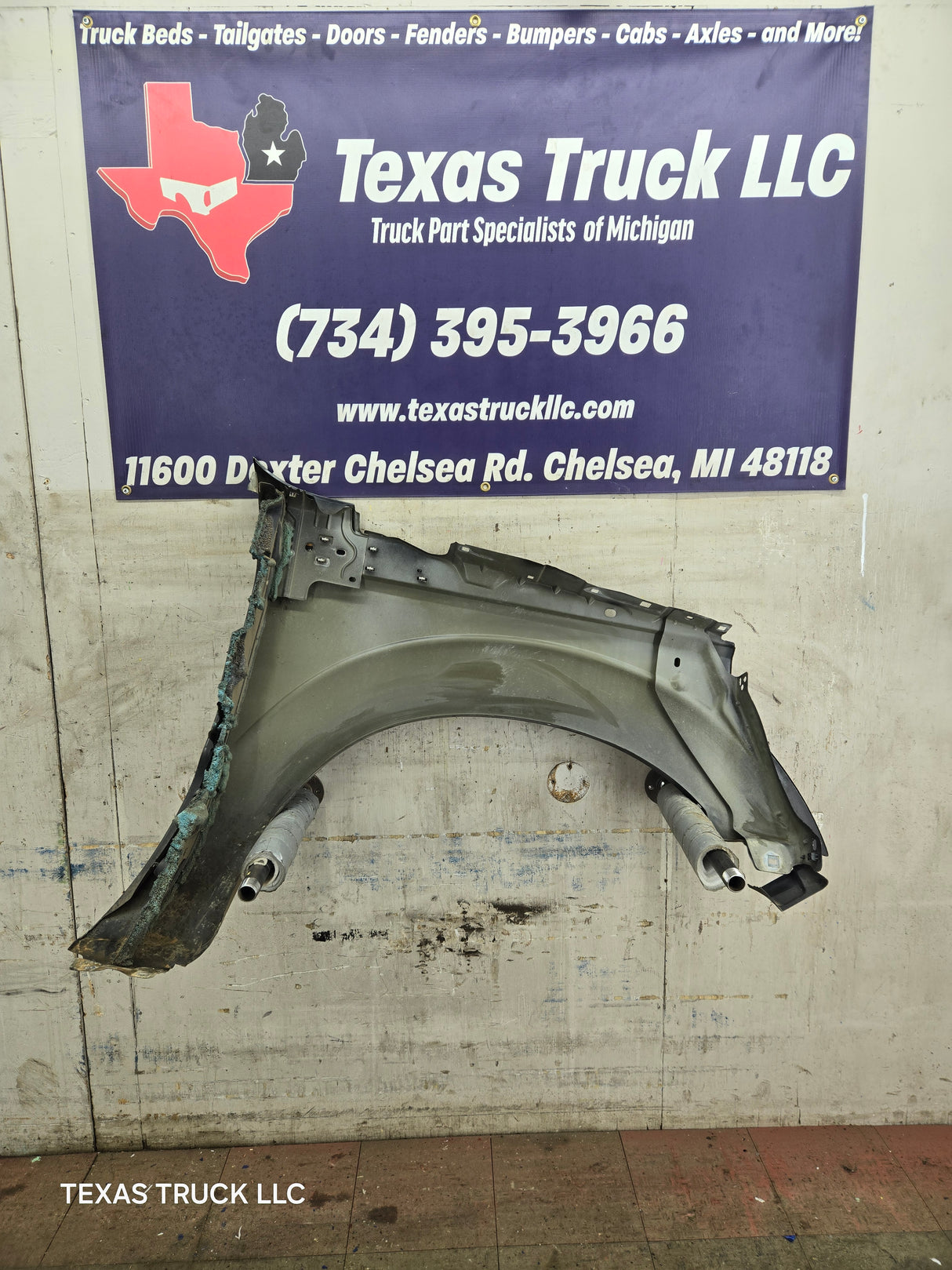 2011-2016 Ford Super Duty F250 F350 LH Driver Side Front Fender