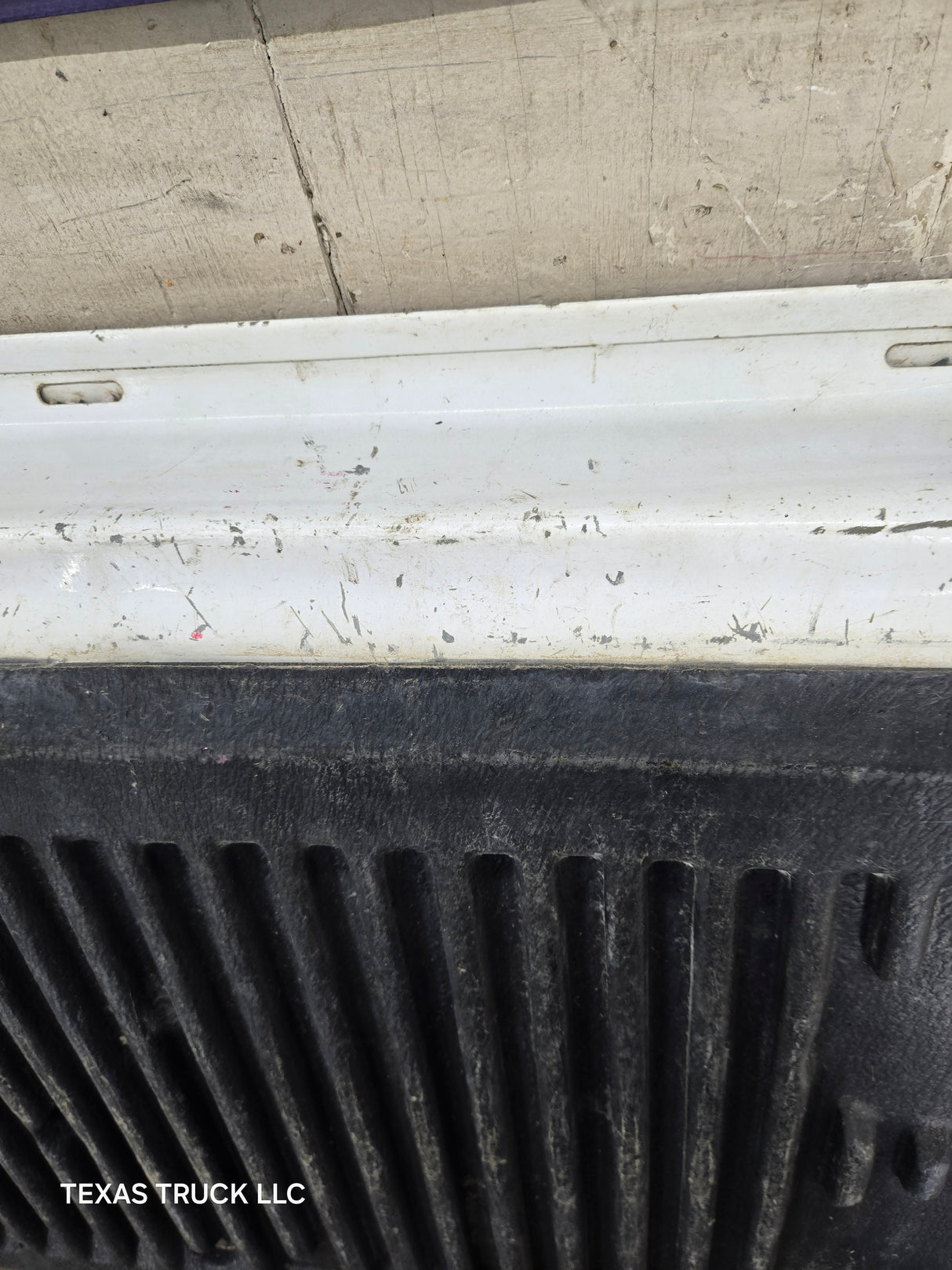 1997-2003 F150 / 1999-2007 Ford F250 F350 F450 F550 Super Duty Tailgate