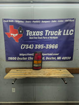 2001–2003 Chevrolet Silverado/GMC 3500 Dually Driver Side Tail Light