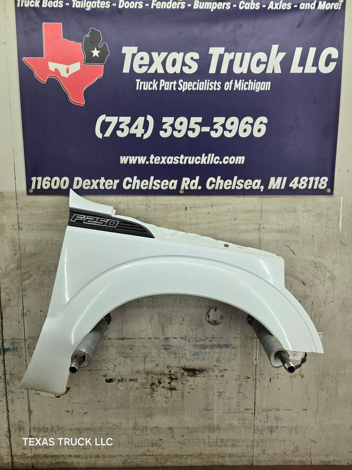 2011-2016 Ford Super Duty F250 F350 RH Passenger Side Front Fender Quarter Panel - Oxford White