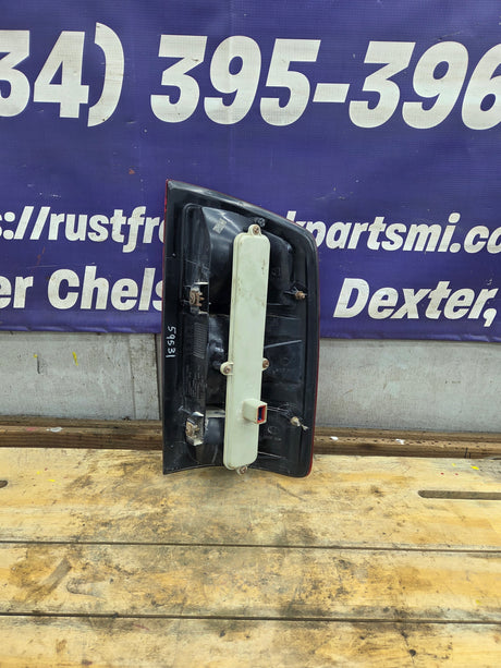 2003-2006 Dodge Ram 3rd Gen Driver Side Tail Light 55077117