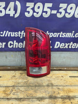 2003-2006 Dodge Ram 3rd Gen Passenger Side Tail Light 55077116