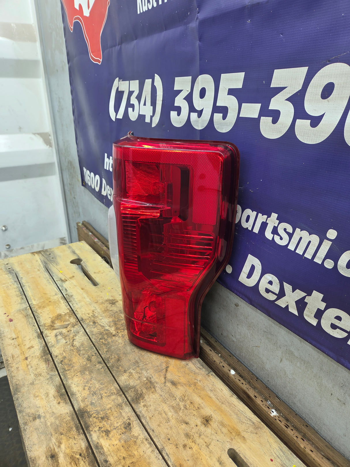 2020-2022 Ford Super Duty Passenger Side Tail Light Halogen LC3B-13B504-AD