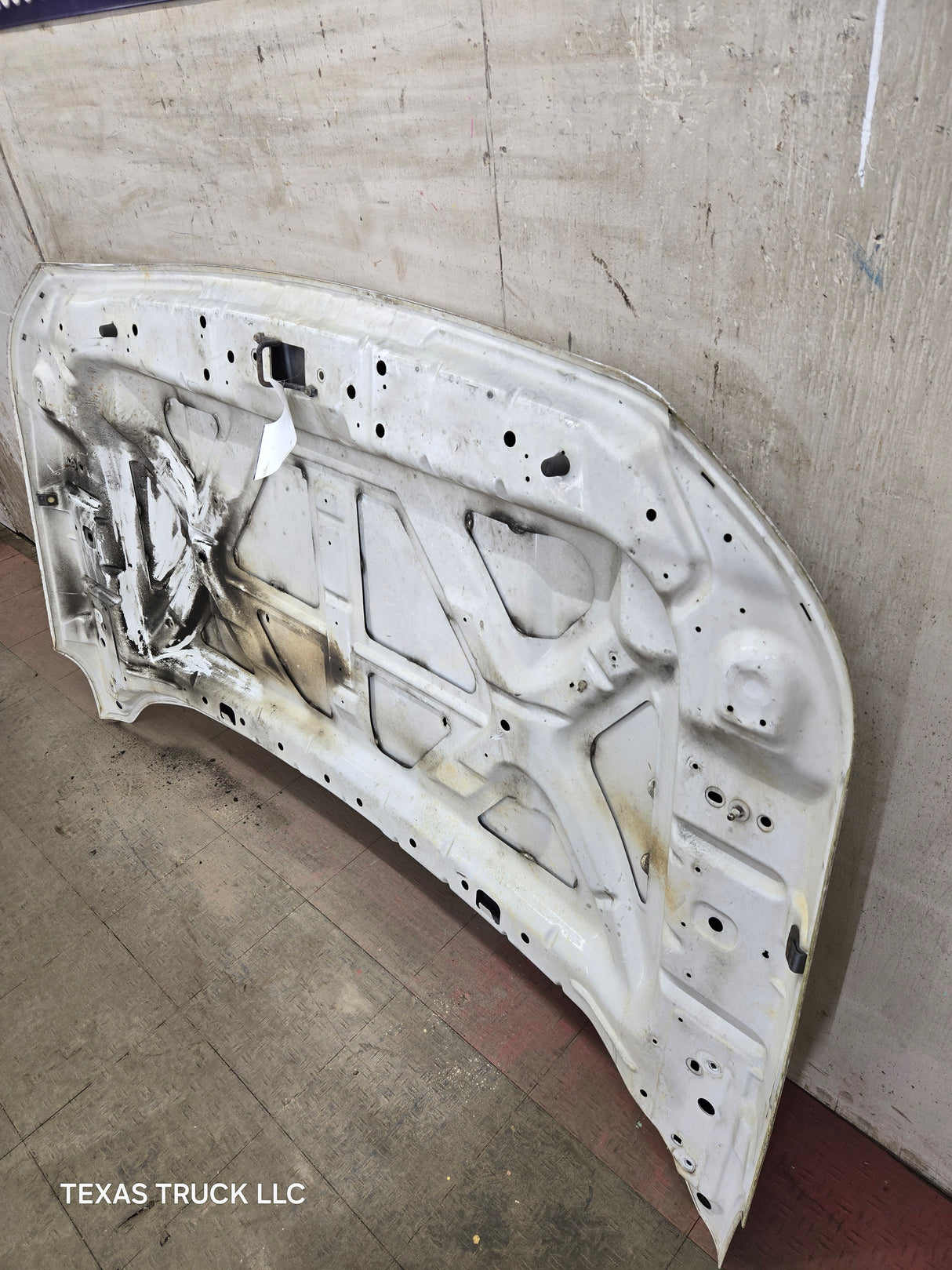 2011-2016 Ford Super Duty Hood F250 F350 F450 F550 - Oxford White