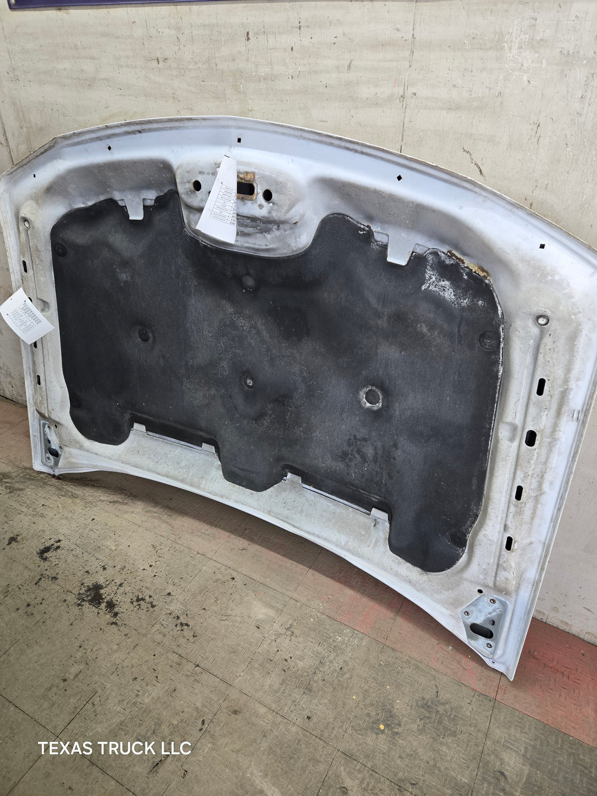 2003-2006 Chevrolet Silverado 2500 3500 Cateye HD Hood OEM