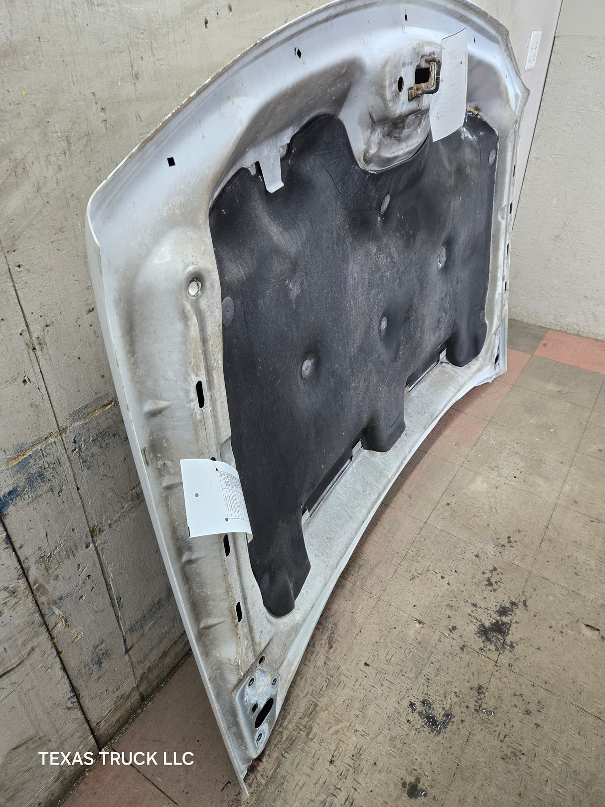 2003-2006 Chevrolet Silverado 2500 3500 Cateye HD Hood OEM