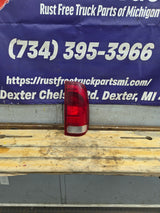 1999-2007 Ford Super Duty Passenger Side Tail Light F250 F350 F450 F550