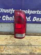 1999-2007 Ford Super Duty Passenger Side Tail Light F250 F350 F450 F550