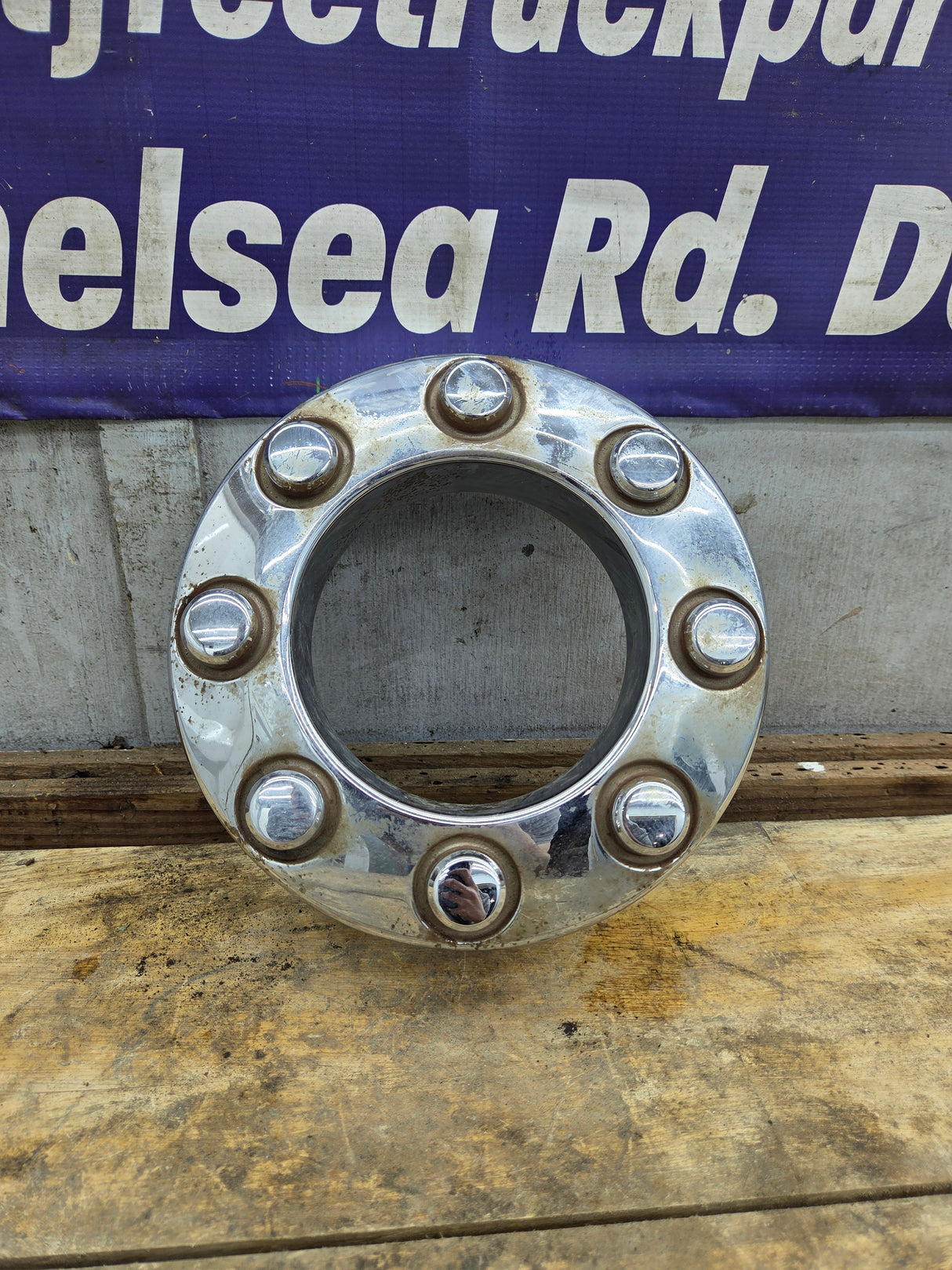 2008-2016 Ford Super Duty Front Hub Cap Center Cap 8 LUG F250 F350