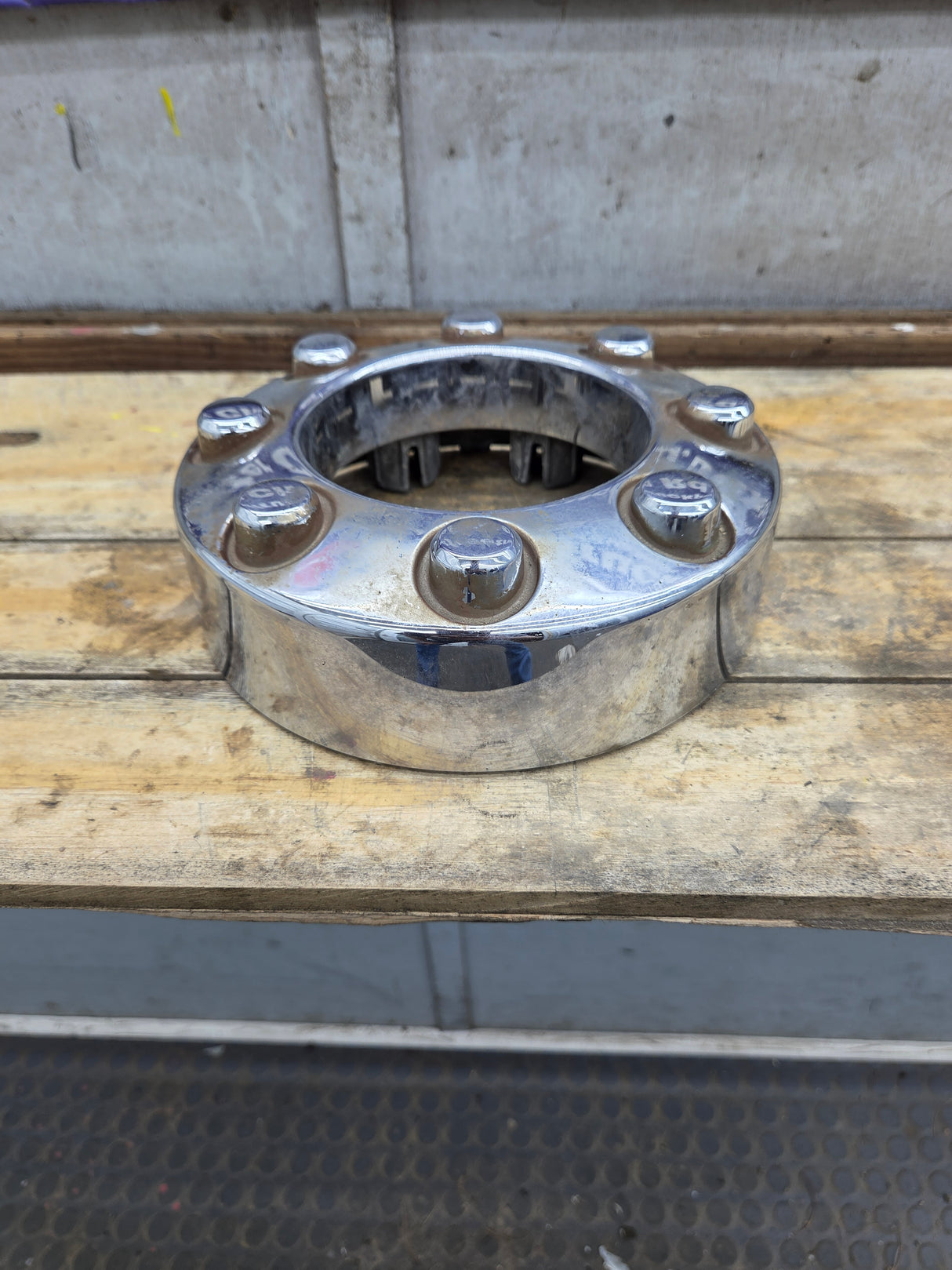 2008-2016 Ford Super Duty Front Hub Cap Center Cap 8 LUG F250 F350