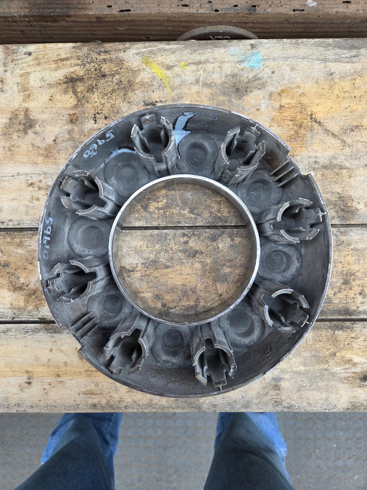 2008-2016 Ford Super Duty Front Hub Cap Center Cap 8 LUG F250 F350