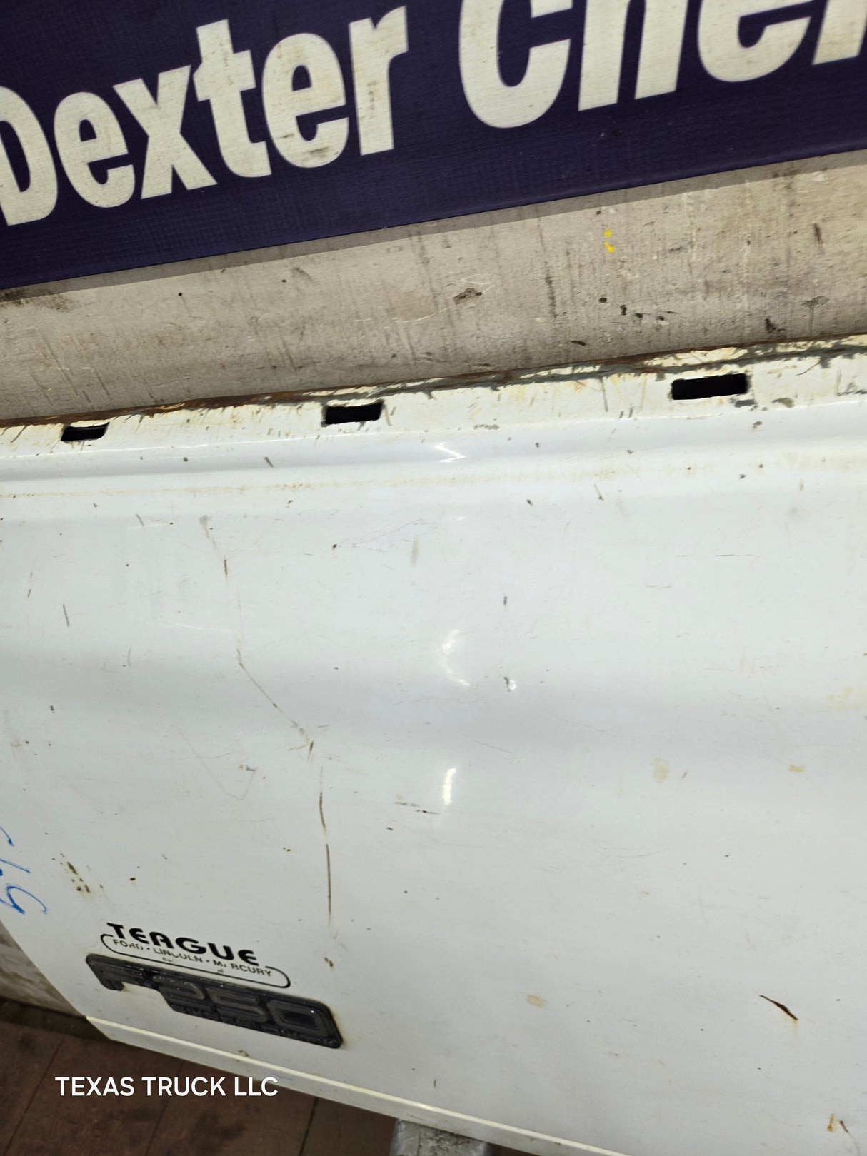 1997-2003 F150 / 1999-2007 Ford Super Duty Tailgate F250 F350 F450 F550