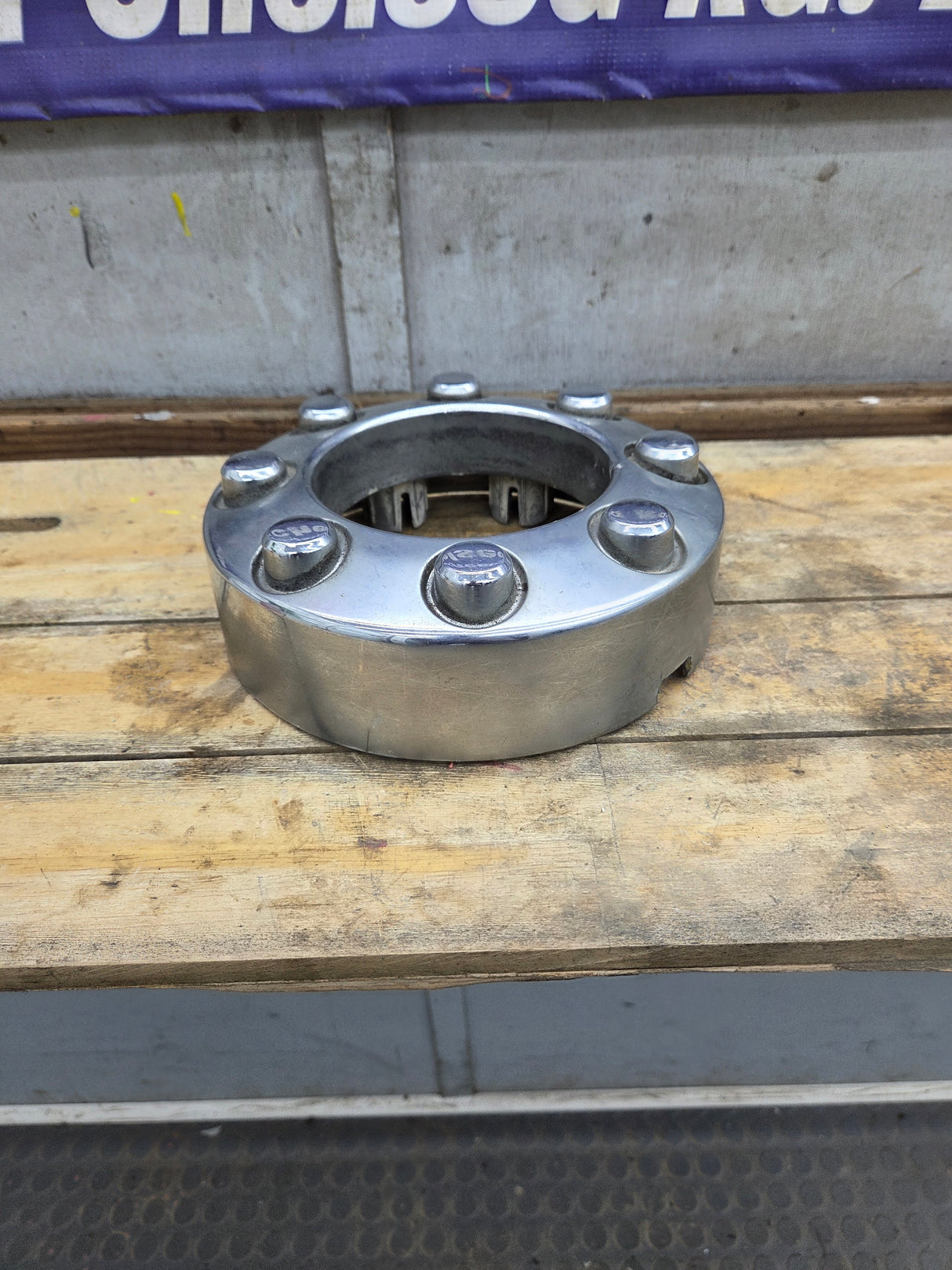 2008-2016 Ford Super Duty Front Hub Cap Center Cap 8 LUG F250 F350