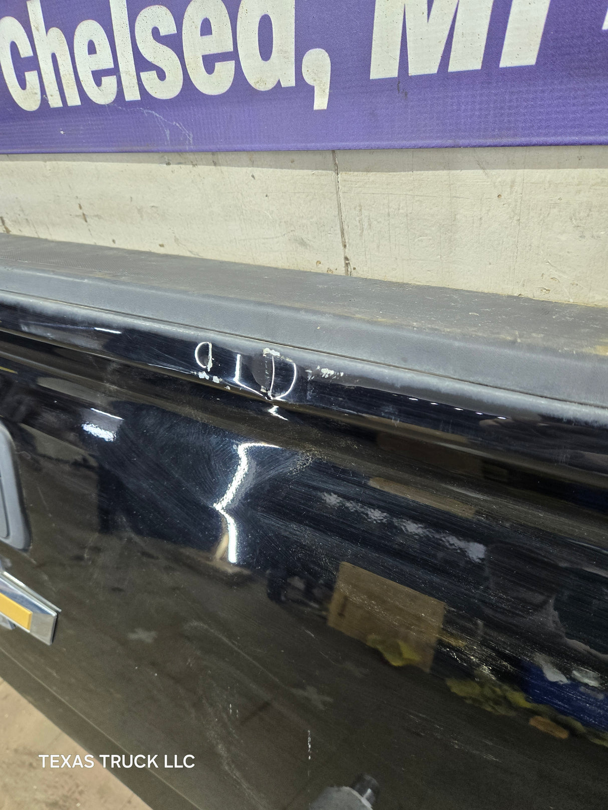 2014-2019 Chevrolet Silverado / GMC Sierra 1500 2500 3500 HD Tailgate