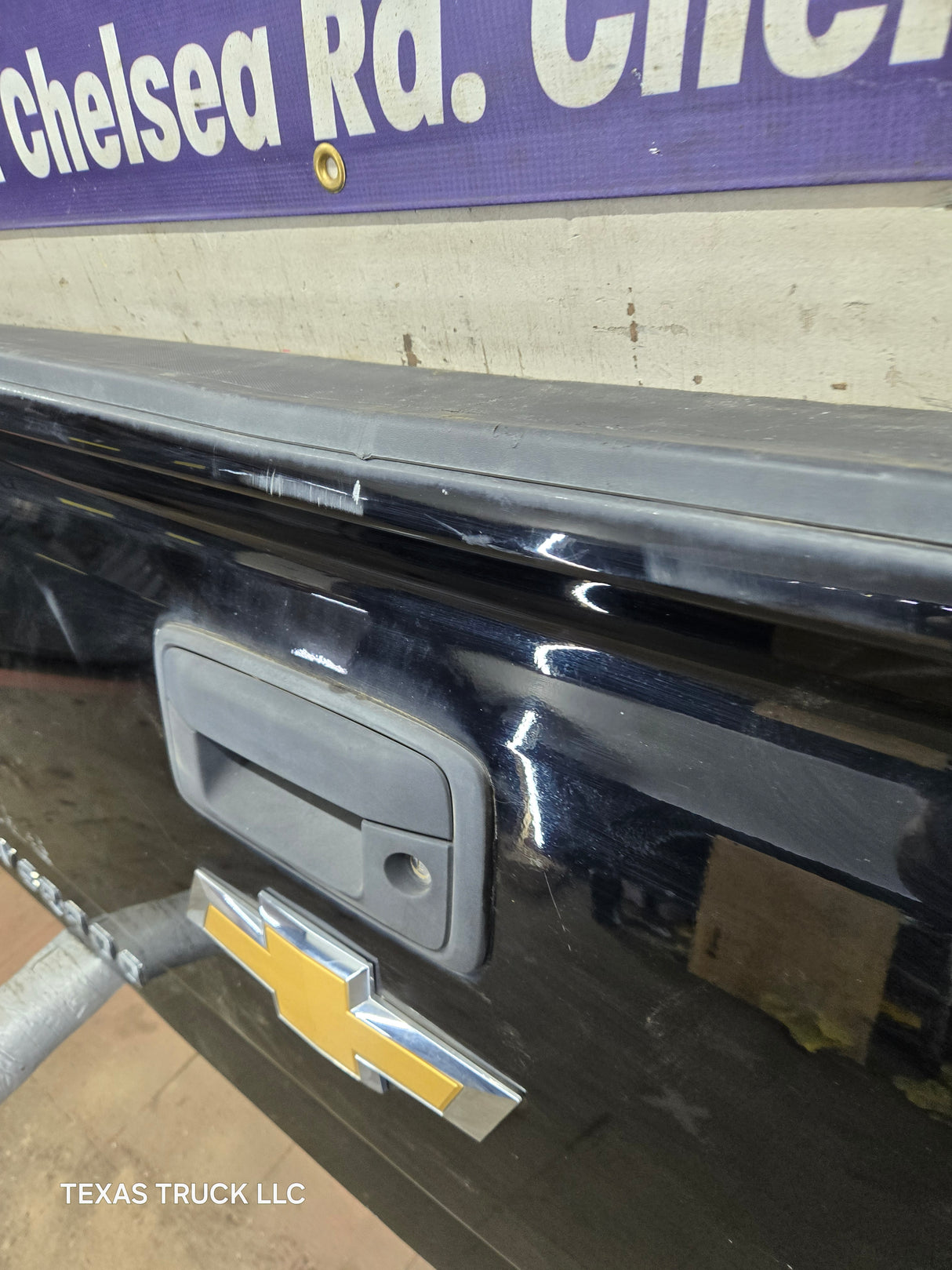 2014-2019 Chevrolet Silverado / GMC Sierra 1500 2500 3500 HD Tailgate