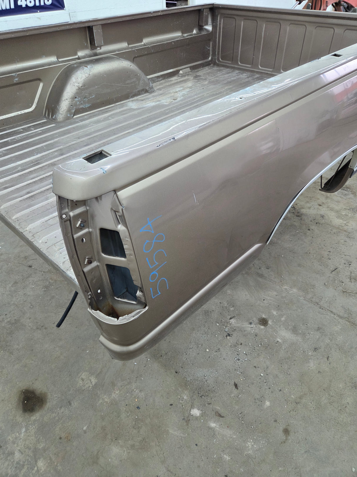 1988-1998 Chevrolet / GMC 1500 2500 3500 OBS 8' Long Truck Bed