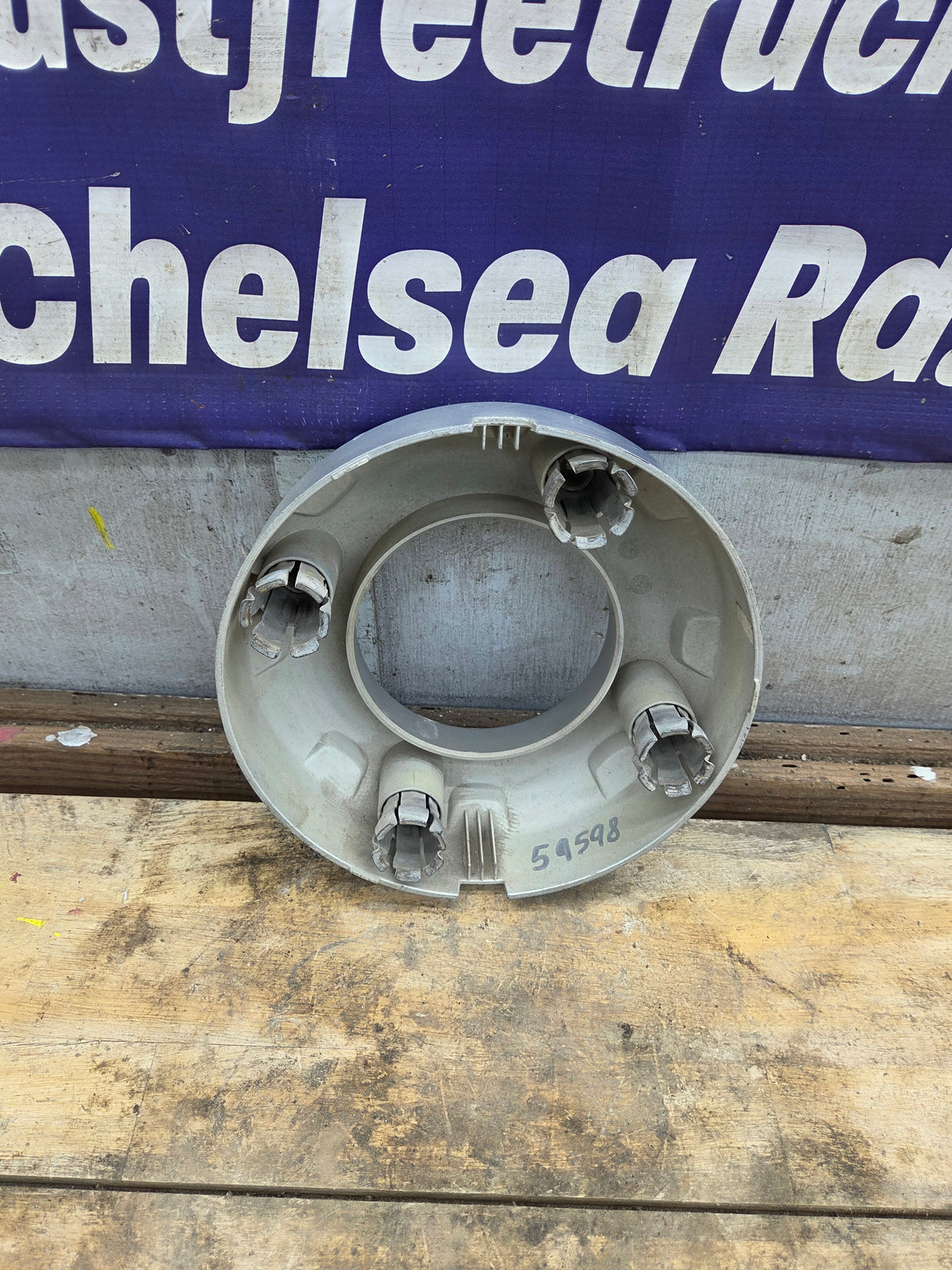 2005-2016 Ford Super Duty Hub Cap Center 5C34-1A096-JC F250 F350