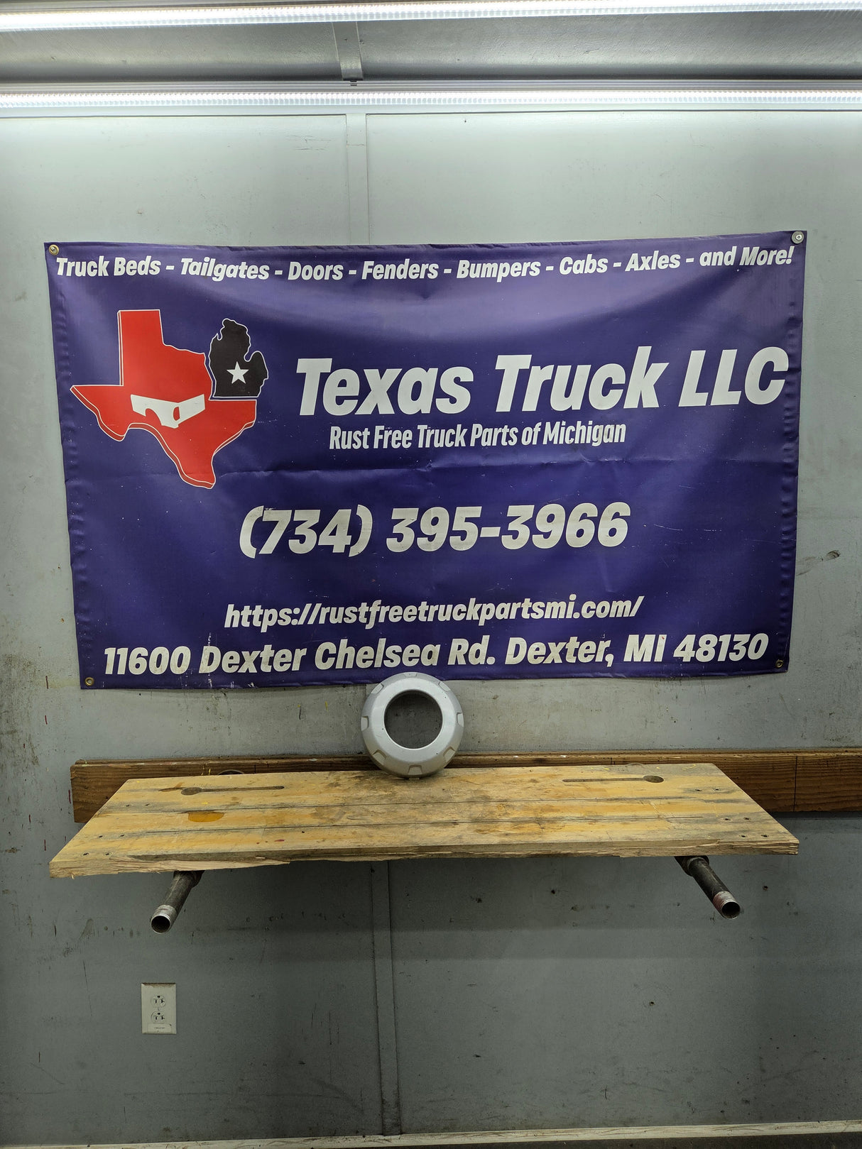 2005-2016 Ford Super Duty Hub Cap Center Cap 5C34-1A096-JC F250 F350