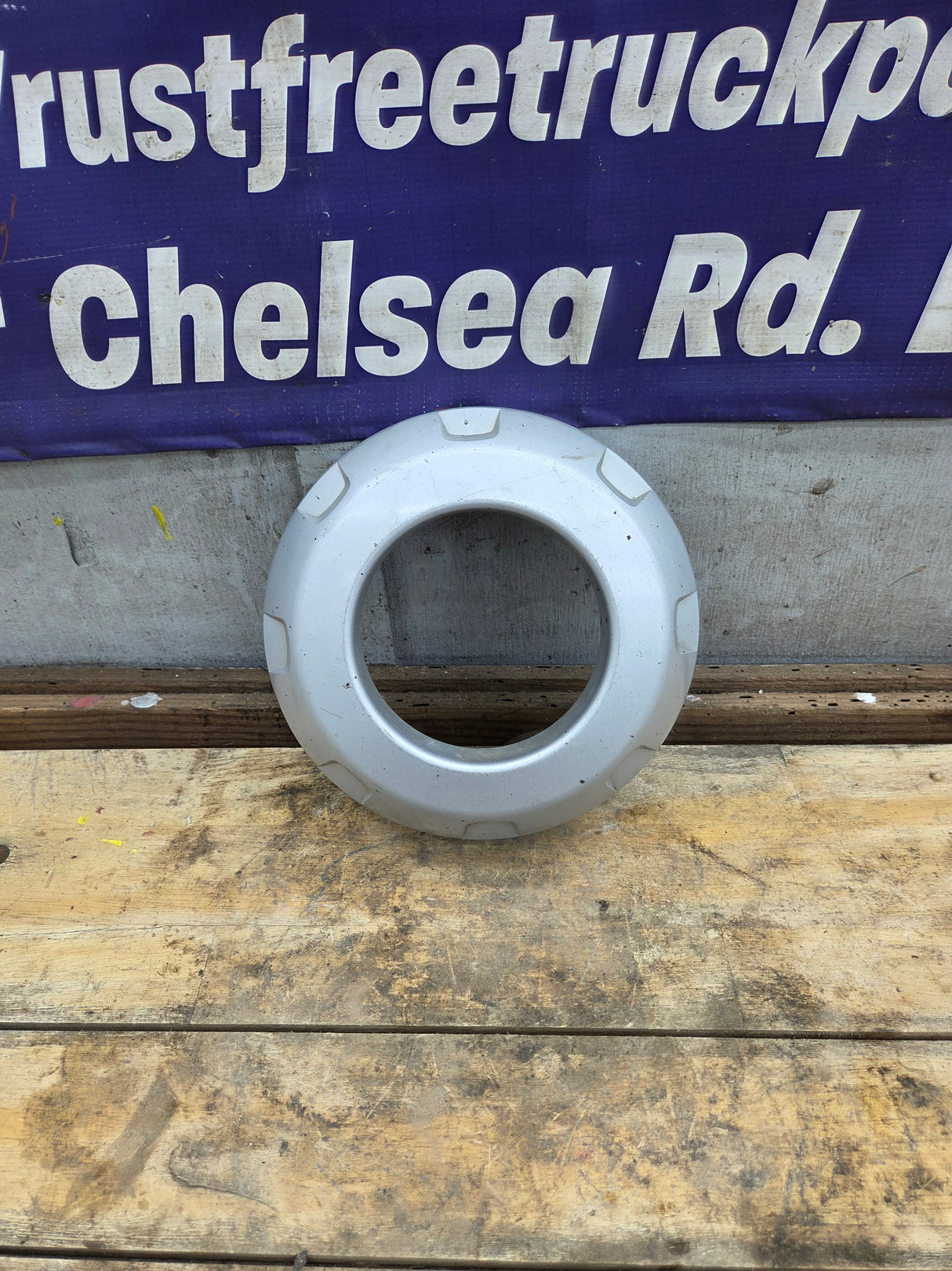 2005-2016 Ford Super Duty Hub Cap Center Cap 5C34-1A096-JC F250 F350